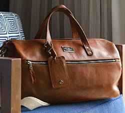 lifetime-leather-duffel